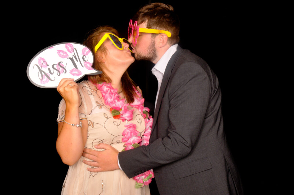 Img 0106 01 riverside house hotel mildenhall charlotte jamie 2017 charlotte & jamie riverside house hotel mildenhall