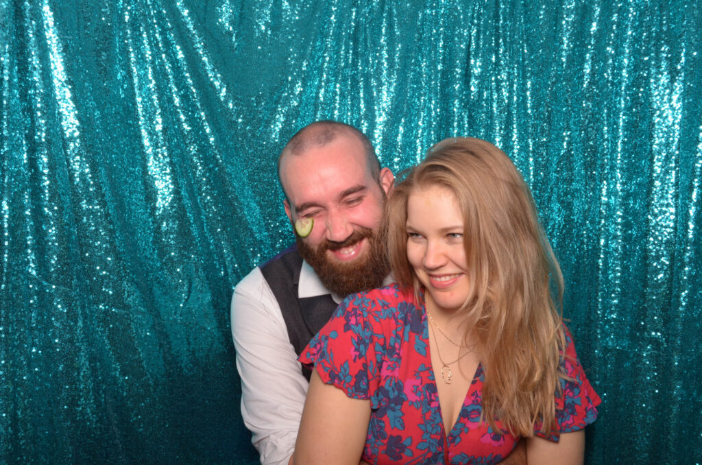 Img 0269 smeetham hall barn sudbury roland marieke 2018 roland & marieke smeetham hall barn
