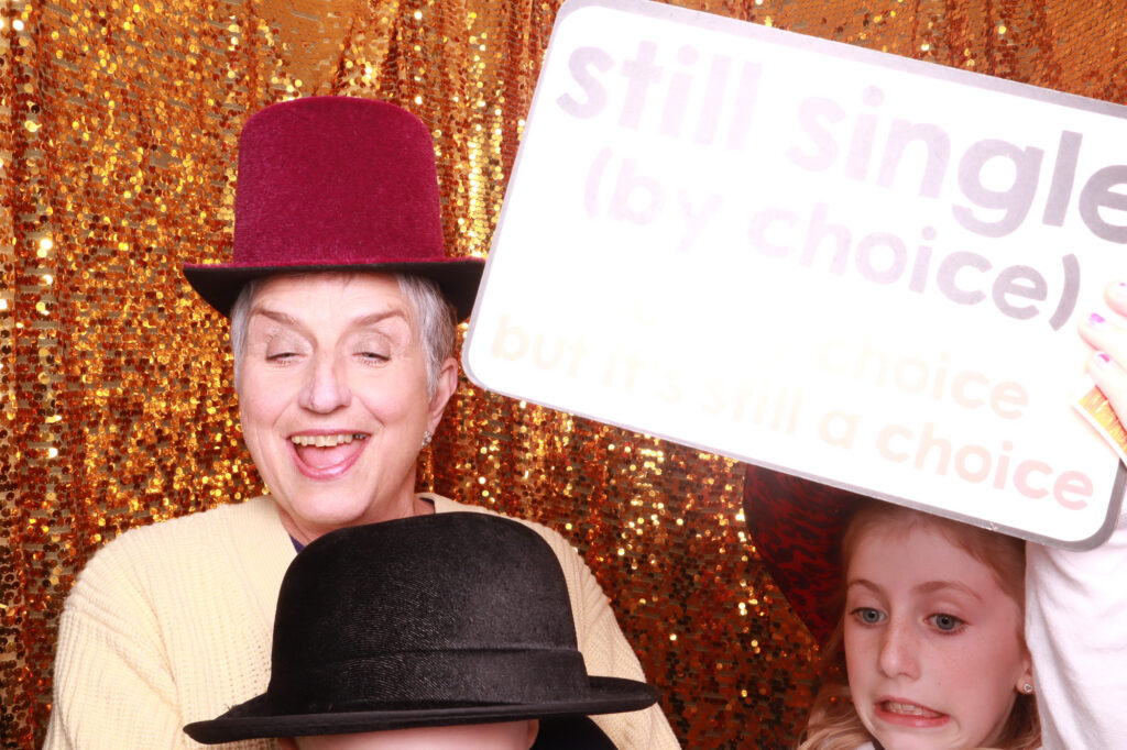 Mr & mrs hudson sheene mill