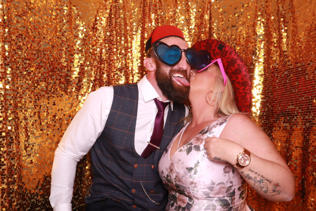 Mr & mrs hudson sheene mill