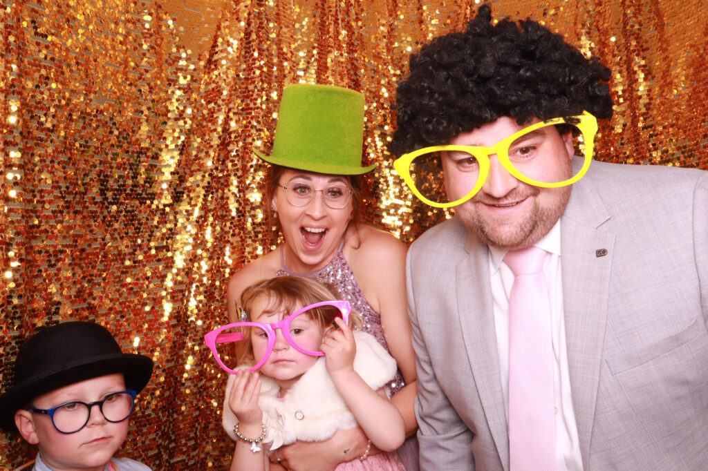 Mr & mrs hudson sheene mill