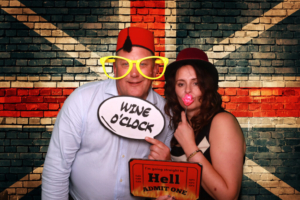 Joe &amp; hanna vaulty manor