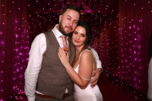 Joe & Hanna Vaulty Manor Vaulty Manor Maldon Photo Booth Hire Joe & hanna vaulty manor