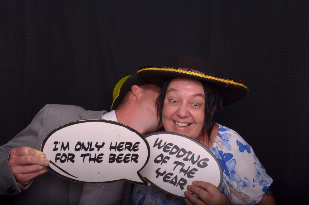 Full sized 106 mr & mrs goddard | harbour room levington near ipswich