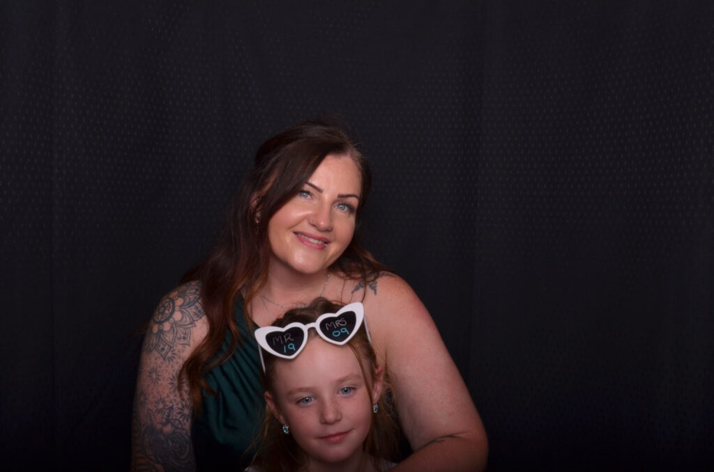 Full sized 110 mr & mrs goddard | harbour room levington near ipswich