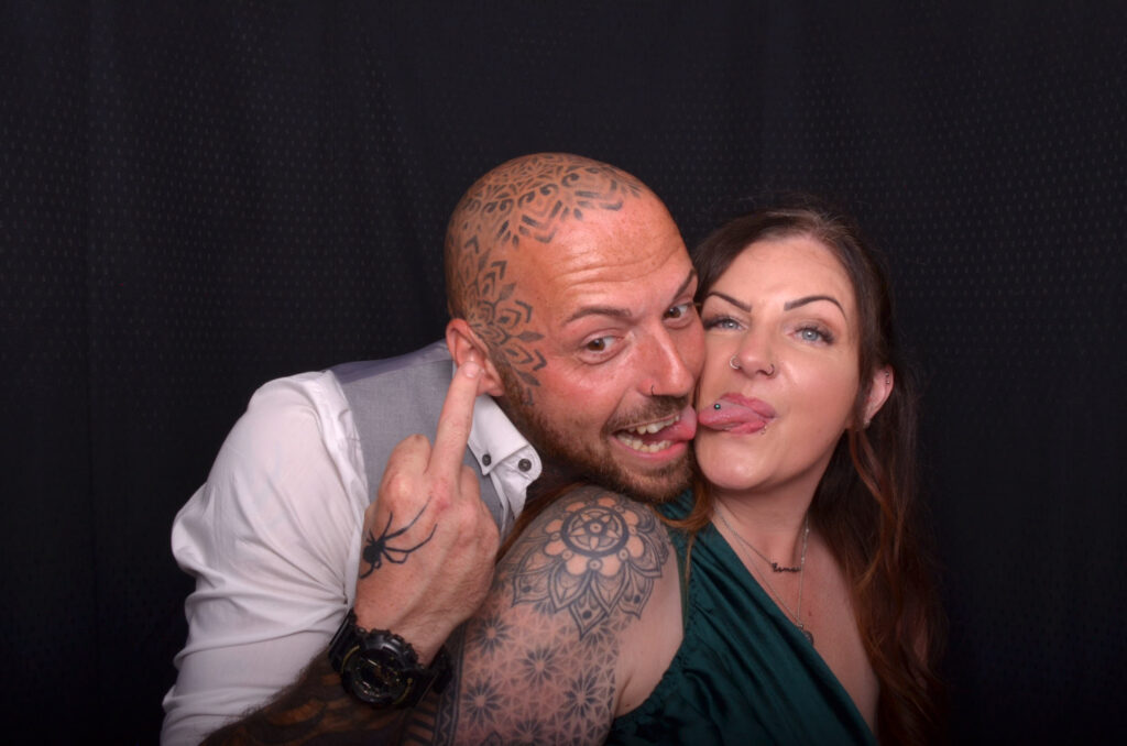 Full sized 118 mr & mrs goddard | harbour room levington near ipswich