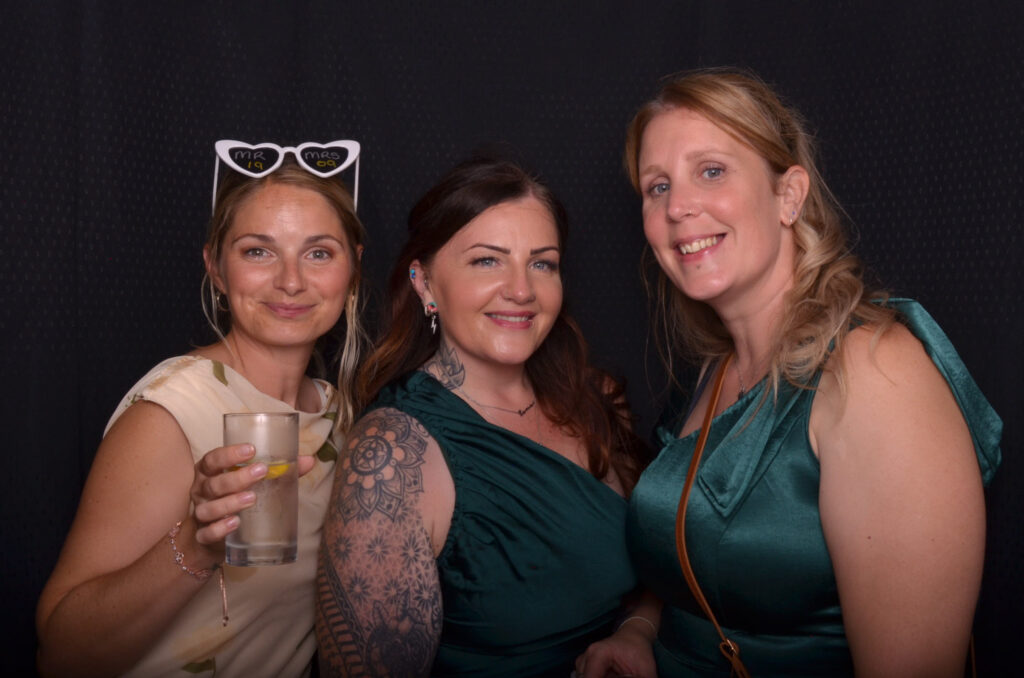 Full sized 88 mr & mrs goddard | harbour room levington near ipswich